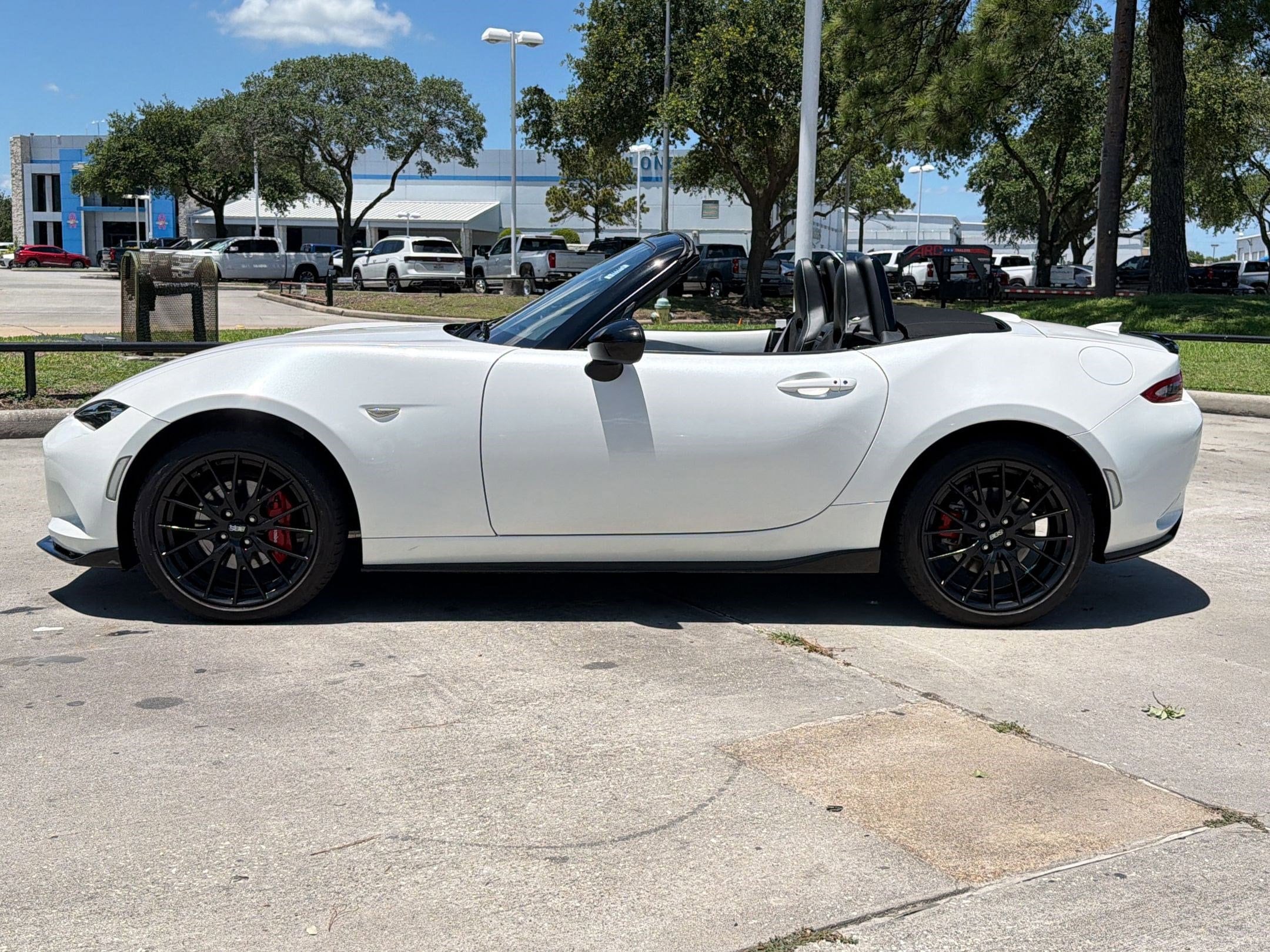 mazda mx-5 miata 2023 JM1NDAC74P0551261 image mazda mx-5 miata 2023 JM1NDAC74P0551261 image